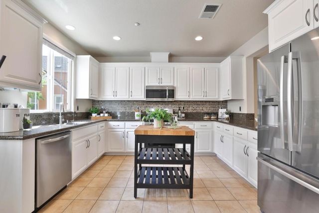 4010 Fitzpatrick Way, Santa Clara, CA 95054