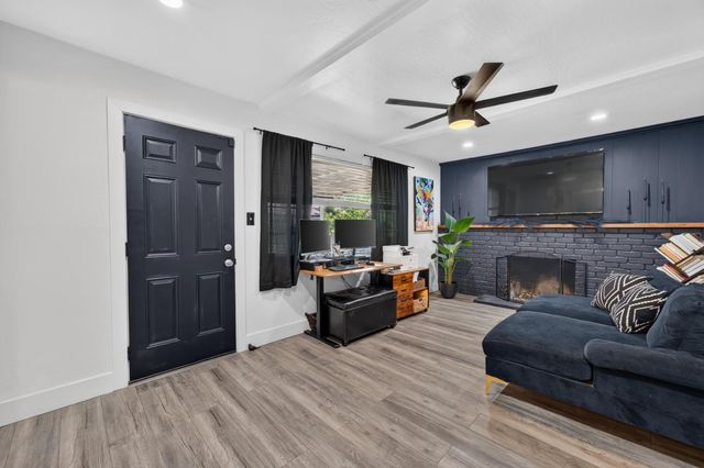 6238 Westbrook Dr, Citrus Heights, CA 95621