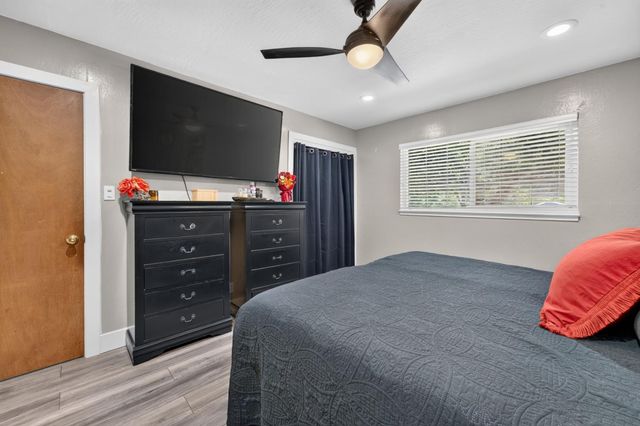 6238 Westbrook Dr, Citrus Heights, CA 95621