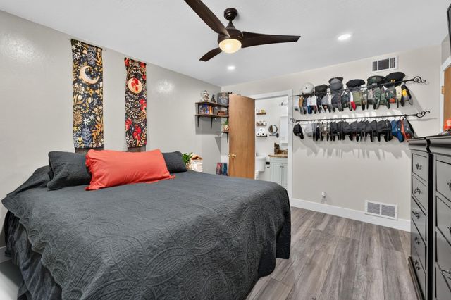 6238 Westbrook Dr, Citrus Heights, CA 95621