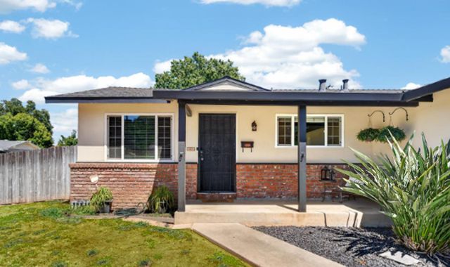 6238 Westbrook Dr, Citrus Heights, CA 95621
