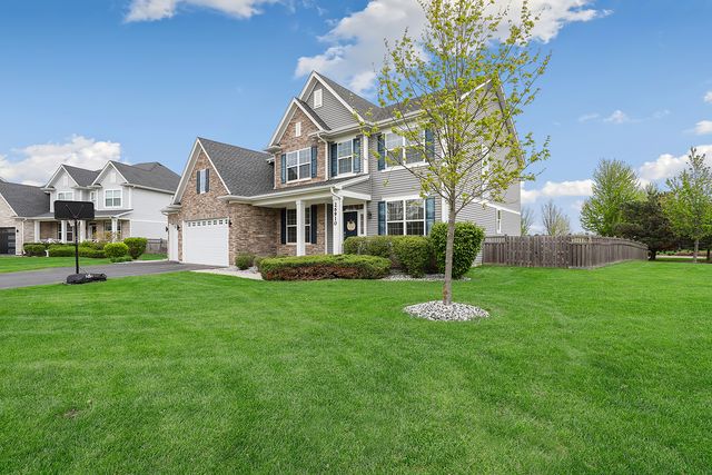 26910 Summergrove Drive, Plainfield, IL 60585