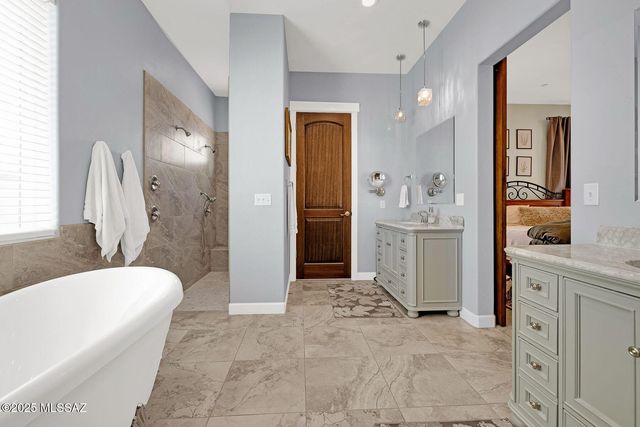 3855 W Potvin Lane, Tucson, AZ 85742