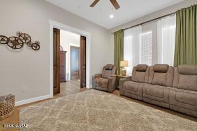 3855 W Potvin Lane, Tucson, AZ 85742