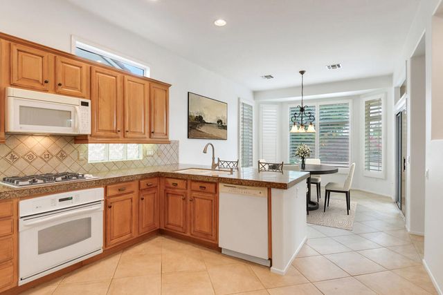 35734 Donny Circle, Palm Desert, CA 92211