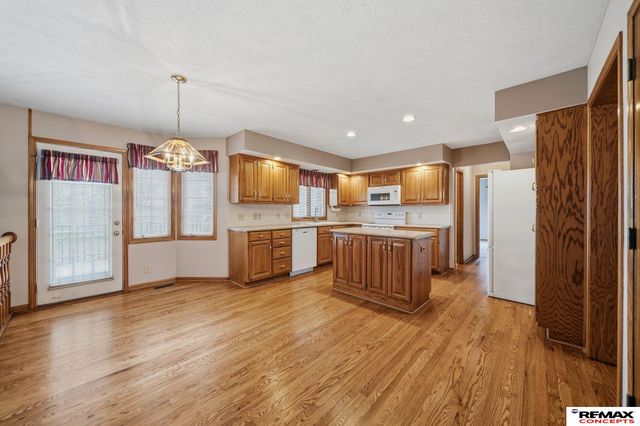 7644 Baldwin Avenue, Lincoln, NE 68507