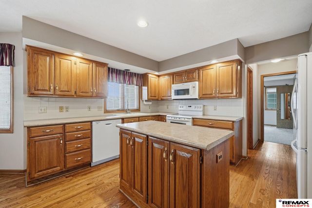 7644 Baldwin Avenue, Lincoln, NE 68507