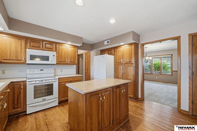 7644 Baldwin Avenue, Lincoln, NE 68507