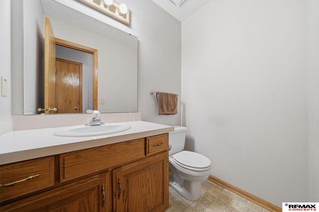 7644 Baldwin Avenue, Lincoln, NE 68507