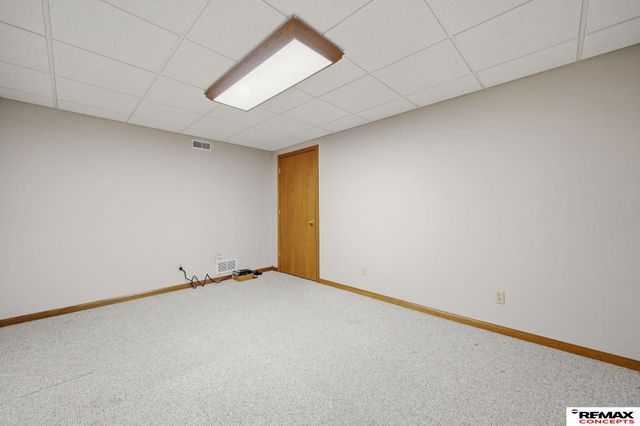 7644 Baldwin Avenue, Lincoln, NE 68507