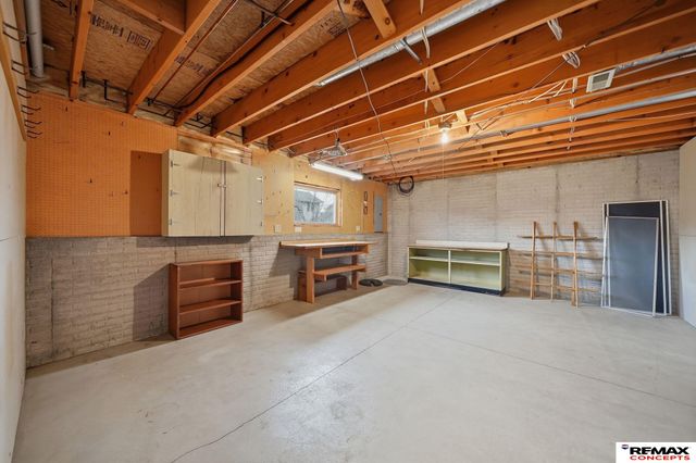 7644 Baldwin Avenue, Lincoln, NE 68507