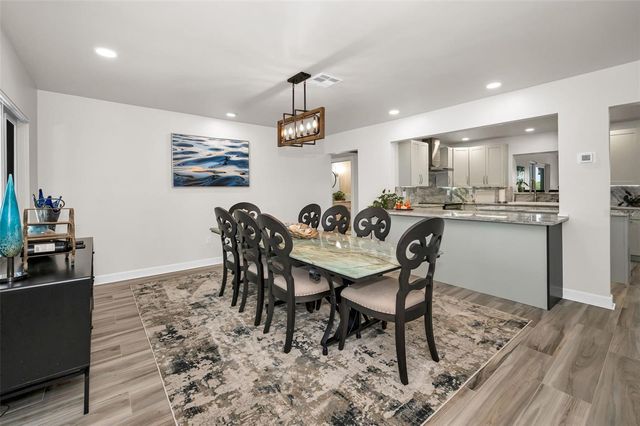 1620 SEA BREEZE DRIVE, Tarpon Springs, FL 34689