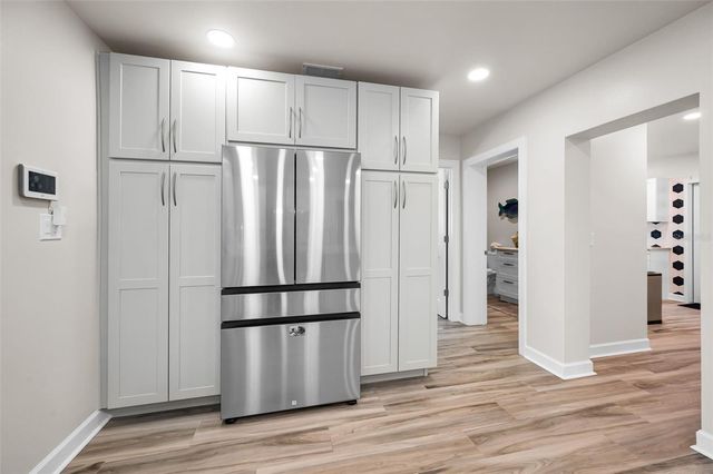 1620 SEA BREEZE DRIVE, Tarpon Springs, FL 34689