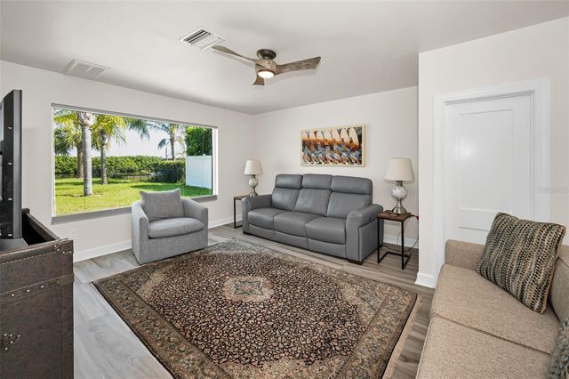 1620 SEA BREEZE DRIVE, Tarpon Springs, FL 34689