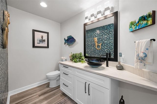 1620 SEA BREEZE DRIVE, Tarpon Springs, FL 34689