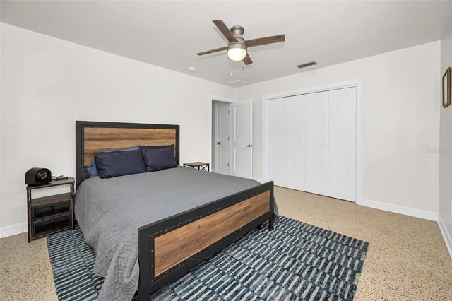 1620 SEA BREEZE DRIVE, Tarpon Springs, FL 34689