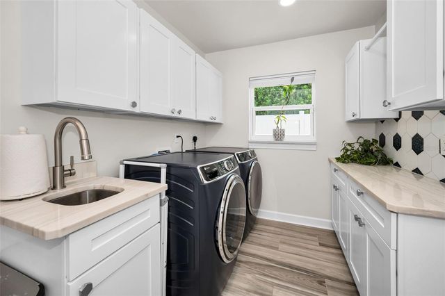 1620 SEA BREEZE DRIVE, Tarpon Springs, FL 34689