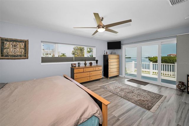 1620 SEA BREEZE DRIVE, Tarpon Springs, FL 34689