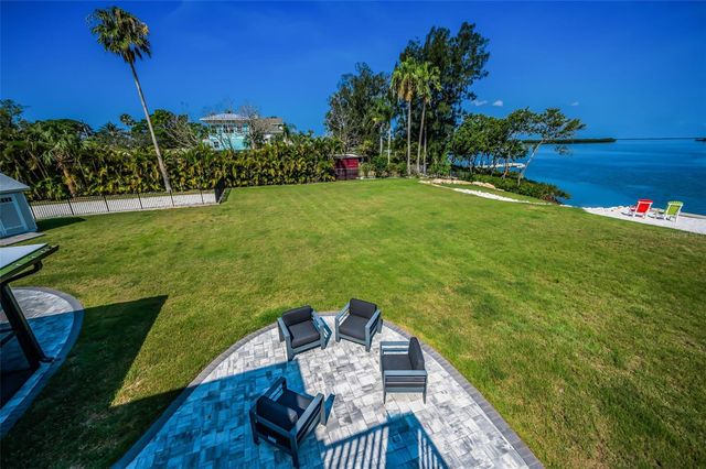 1620 SEA BREEZE DRIVE, Tarpon Springs, FL 34689