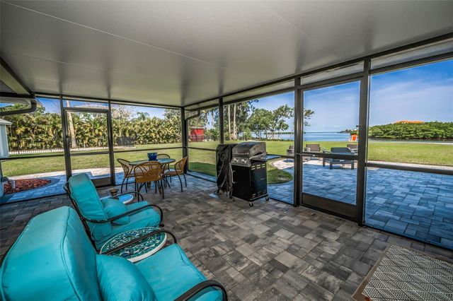 1620 SEA BREEZE DRIVE, Tarpon Springs, FL 34689