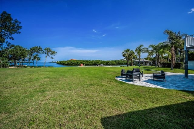 1620 SEA BREEZE DRIVE, Tarpon Springs, FL 34689