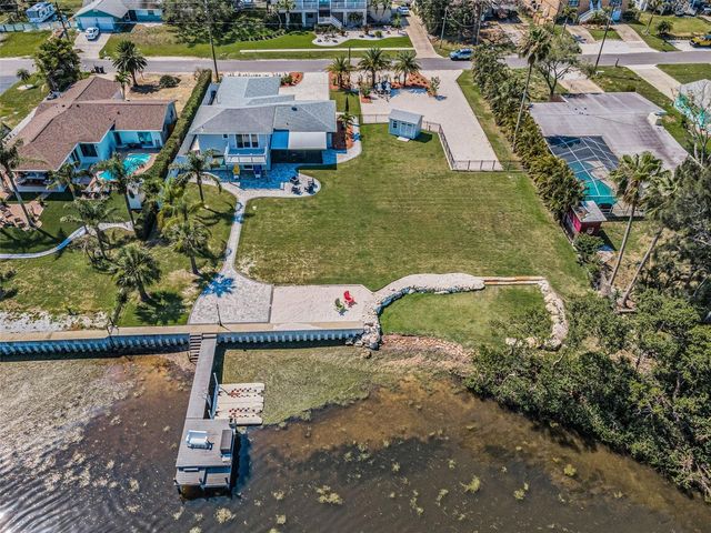 1620 SEA BREEZE DRIVE, Tarpon Springs, FL 34689