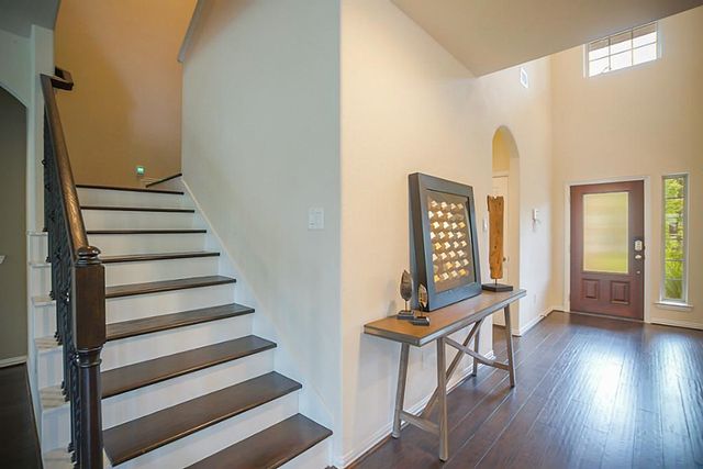 63 W Deer River Circle, The Woodlands, TX 77389