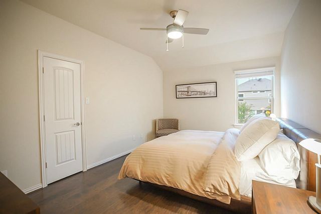 63 W Deer River Circle, The Woodlands, TX 77389