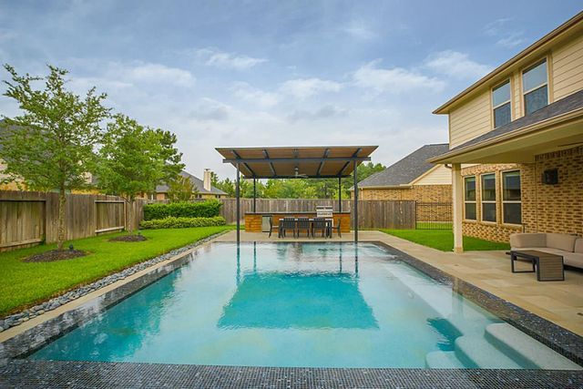 63 W Deer River Circle, The Woodlands, TX 77389