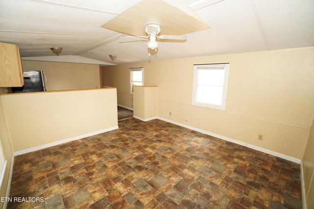 3860 Collier Loop, Dandridge, TN 37725