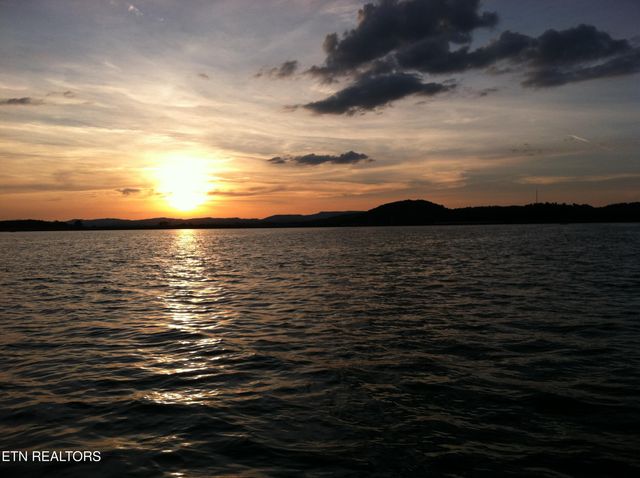 3860 Collier Loop, Dandridge, TN 37725