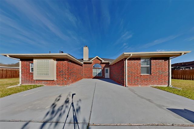 7002 Winter Blossom Drive, Humble, TX 77346