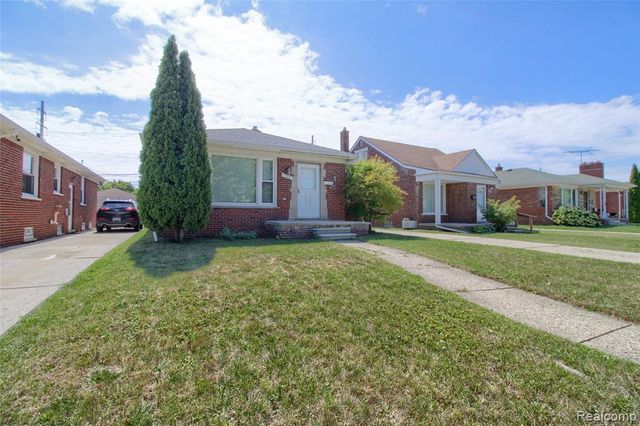 17084 Stricker Avenue, Eastpointe, MI 48021