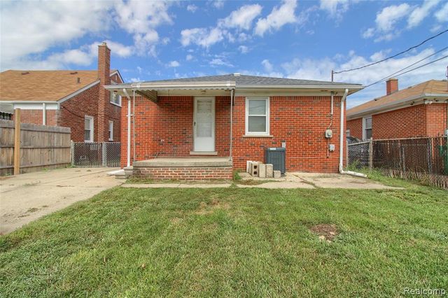 17084 Stricker Avenue, Eastpointe, MI 48021
