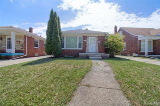 17084 Stricker Avenue, Eastpointe, MI 48021