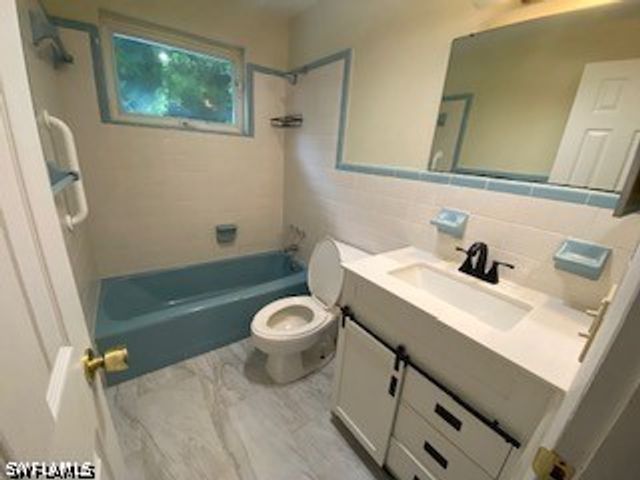 27677 Okeana ST 6, Bonita Springs, FL 34134
