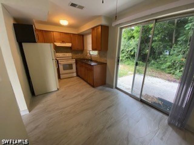 27677 Okeana ST 6, Bonita Springs, FL 34134