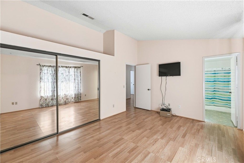 Image 20 of property listing at 3006 Via Primero, Palmdale, CA 93550