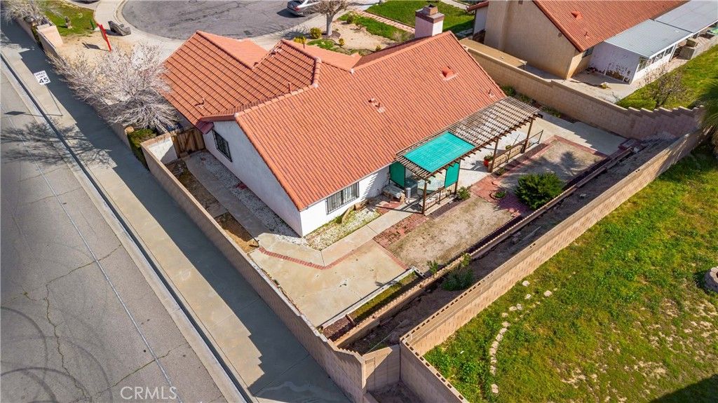 Image 24 of property listing at 3006 Via Primero, Palmdale, CA 93550