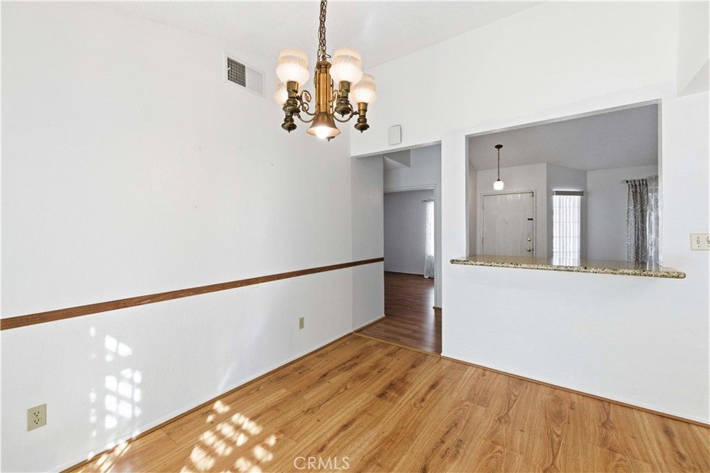 Image 8 of property listing at 3006 Via Primero, Palmdale, CA 93550