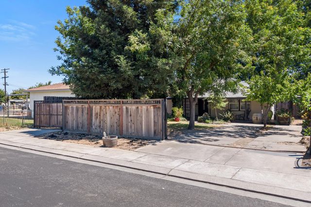 4866 Washington, Salida, CA 95368