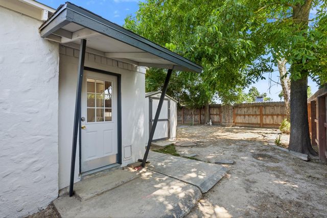 4866 Washington, Salida, CA 95368