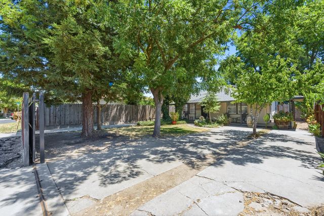 4866 Washington, Salida, CA 95368