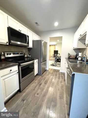 103 ROBERTS LN, Marlton, NJ 08053
