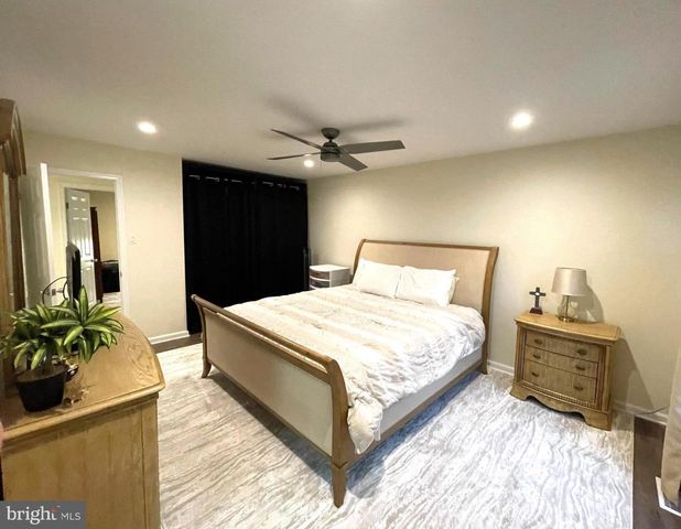 103 ROBERTS LN, Marlton, NJ 08053