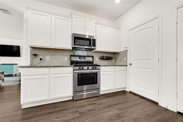 18446 White Stallion Lane, Hockley, TX 77447