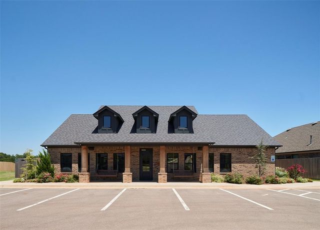 1206 Flint Hills Street, Norman, OK 73069