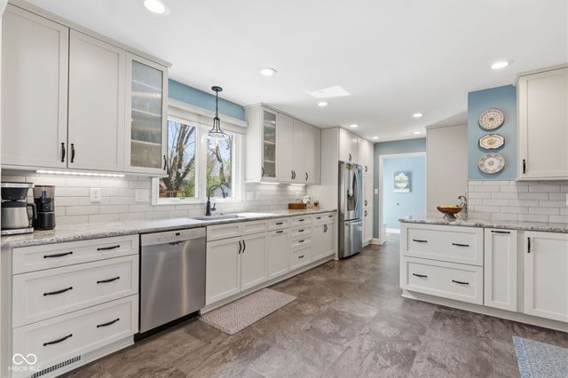 2219 Pebble Beach Drive, Carmel, IN 46032