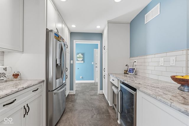 2219 Pebble Beach Drive, Carmel, IN 46032