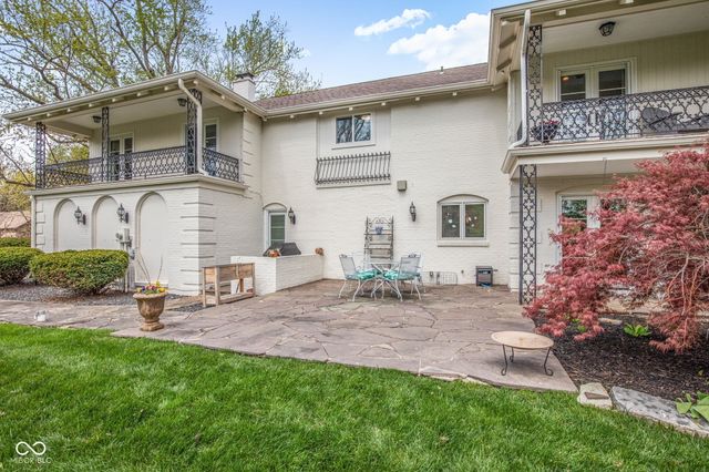 2219 Pebble Beach Drive, Carmel, IN 46032